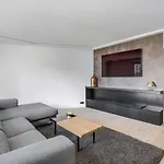 Luxury Apartment Near Eiffel Tower