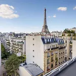 Luxury Apartment Near Eiffel Tower